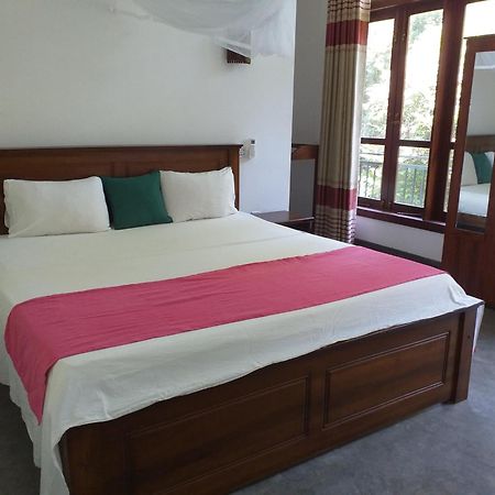 Sunworld Villa Unawatuna Room photo